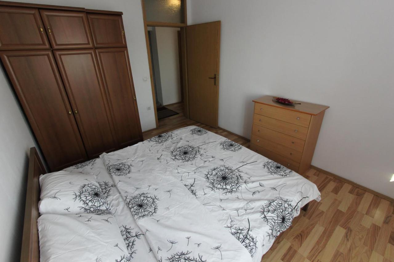 Kasumi Apartment Приштина Екстер'єр фото